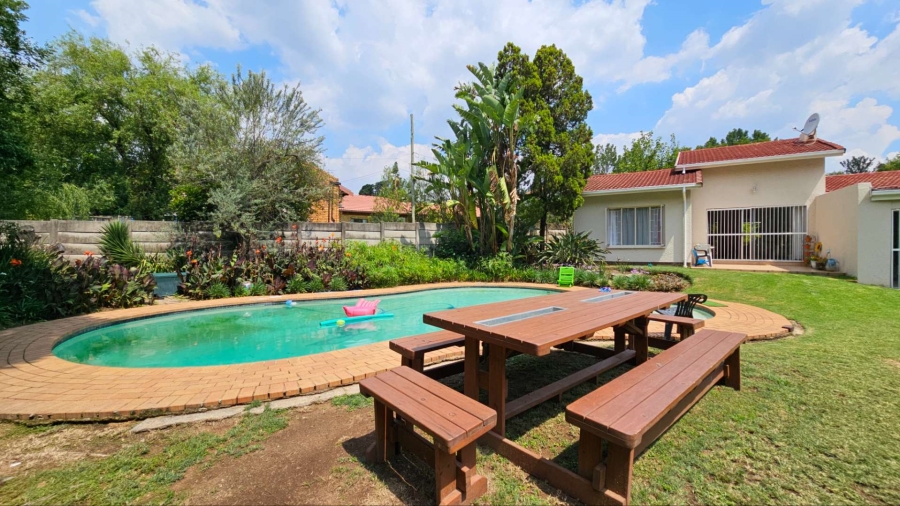 4 Bedroom Property for Sale in River Club Gauteng
