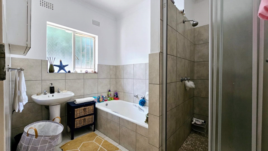 4 Bedroom Property for Sale in River Club Gauteng