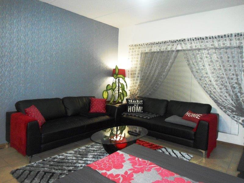 To Let 2 Bedroom Property for Rent in Parkwood Gauteng