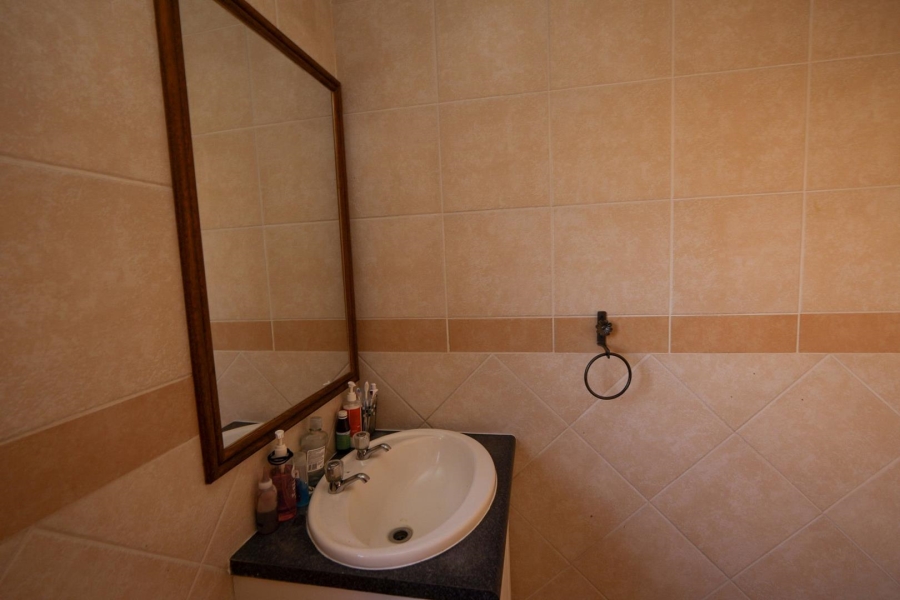 To Let 2 Bedroom Property for Rent in Moreleta Park Gauteng