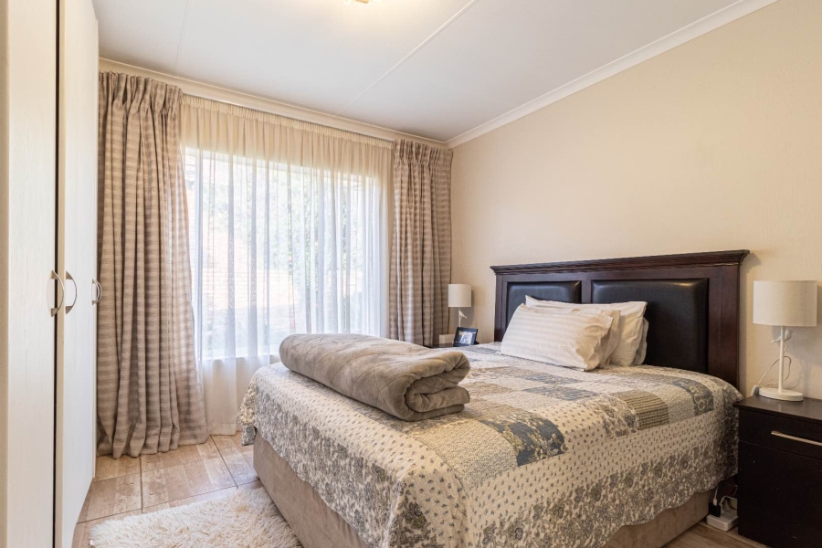 2 Bedroom Property for Sale in Wilgeheuwel Gauteng
