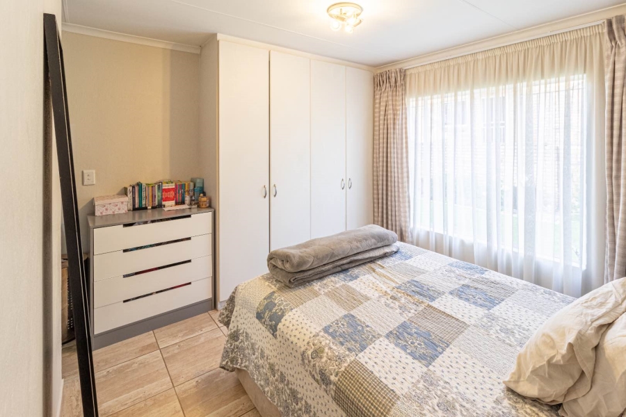 2 Bedroom Property for Sale in Wilgeheuwel Gauteng