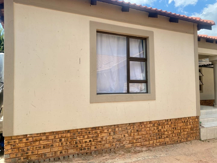1 Bedroom Property for Sale in Mindalore Gauteng