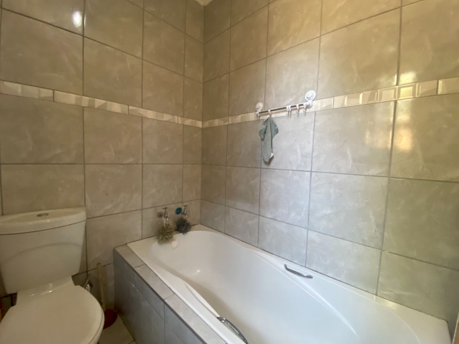 1 Bedroom Property for Sale in Mindalore Gauteng