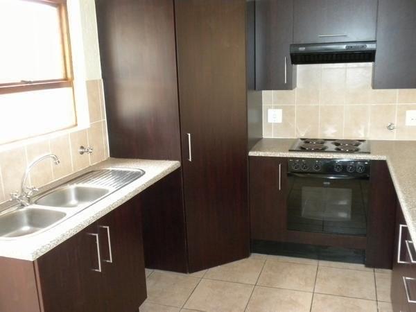 To Let 1 Bedroom Property for Rent in Paulshof Gauteng