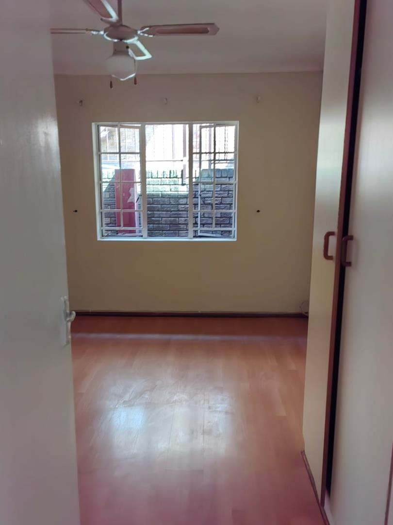 To Let 2 Bedroom Property for Rent in South Crest Gauteng
