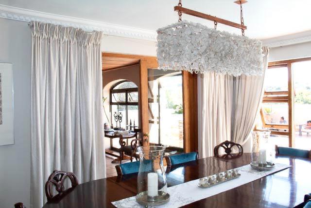 7 Bedroom Property for Sale in Mondeor Gauteng