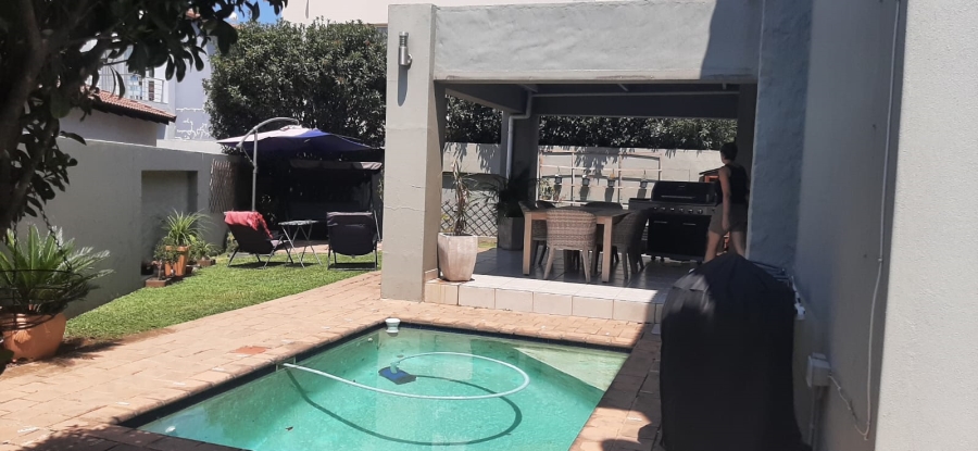 To Let 4 Bedroom Property for Rent in Six Fountains Residential Estate Gauteng