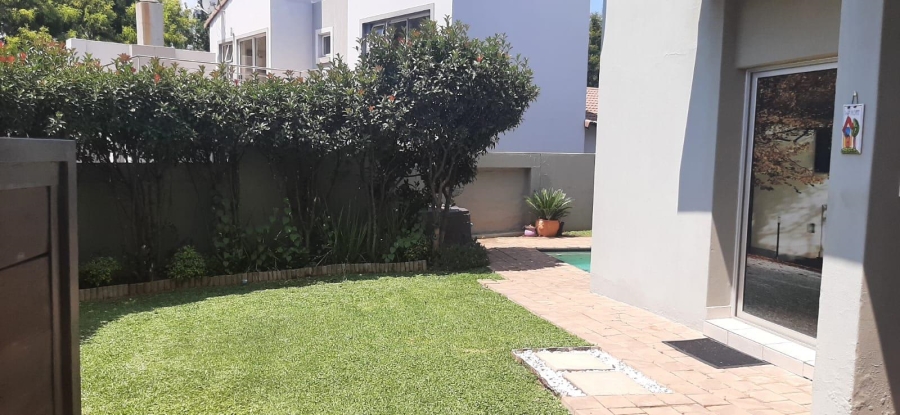 To Let 4 Bedroom Property for Rent in Six Fountains Residential Estate Gauteng