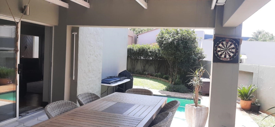To Let 4 Bedroom Property for Rent in Six Fountains Residential Estate Gauteng