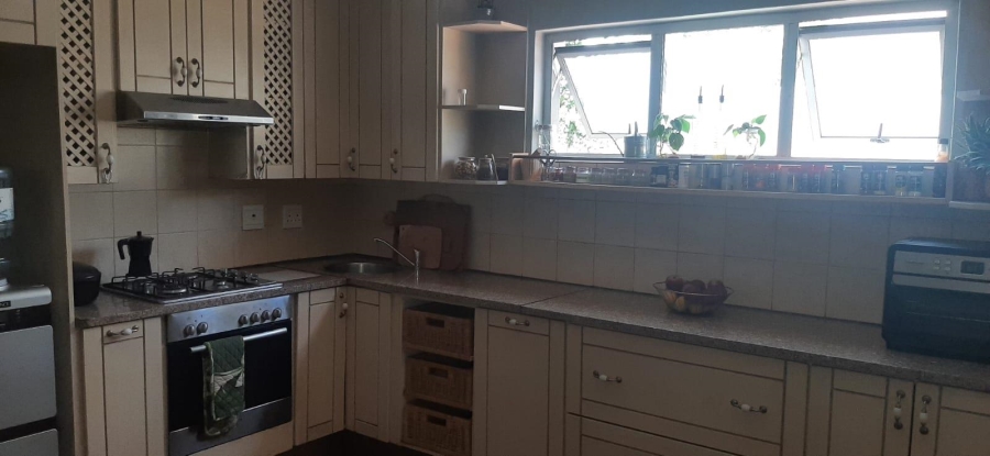 To Let 4 Bedroom Property for Rent in Six Fountains Residential Estate Gauteng