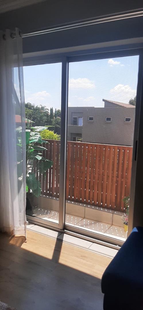 To Let 4 Bedroom Property for Rent in Six Fountains Residential Estate Gauteng