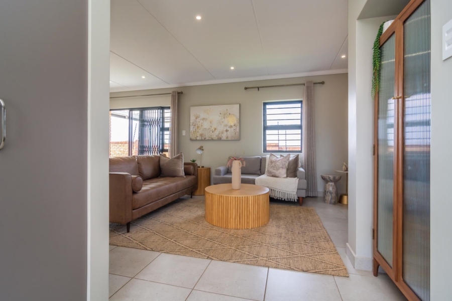 3 Bedroom Property for Sale in Lion Pride Gauteng