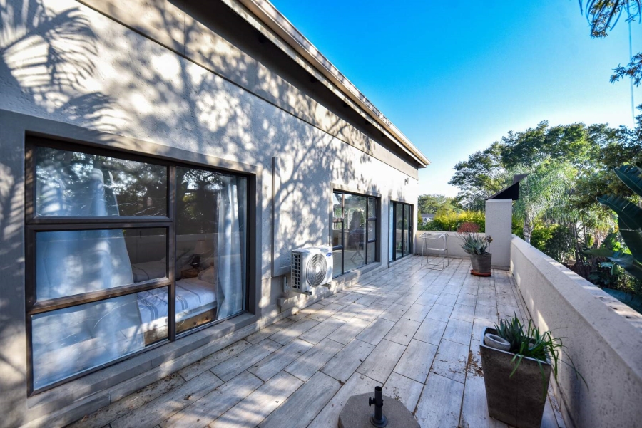 To Let 4 Bedroom Property for Rent in Silver Lakes Golf Estate Gauteng