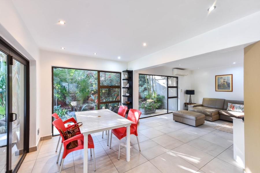 To Let 4 Bedroom Property for Rent in Silver Lakes Golf Estate Gauteng
