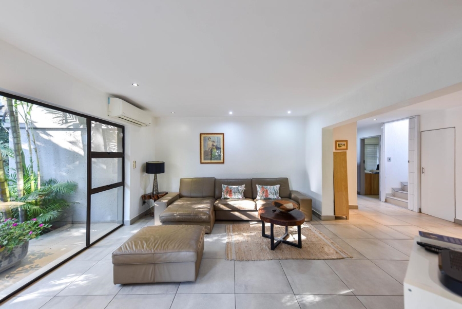 To Let 4 Bedroom Property for Rent in Silver Lakes Golf Estate Gauteng