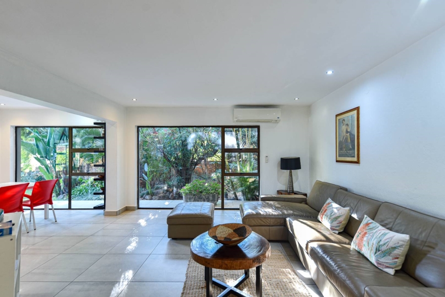 To Let 4 Bedroom Property for Rent in Silver Lakes Golf Estate Gauteng