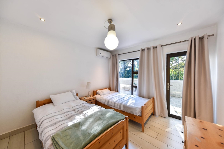 To Let 4 Bedroom Property for Rent in Silver Lakes Golf Estate Gauteng