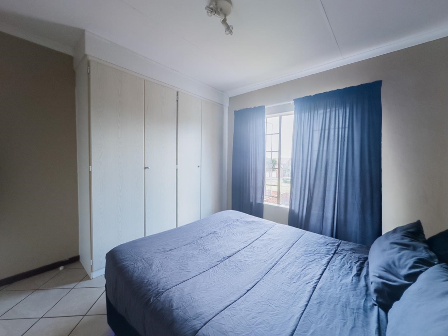 To Let 2 Bedroom Property for Rent in Mooikloof Ridge Gauteng
