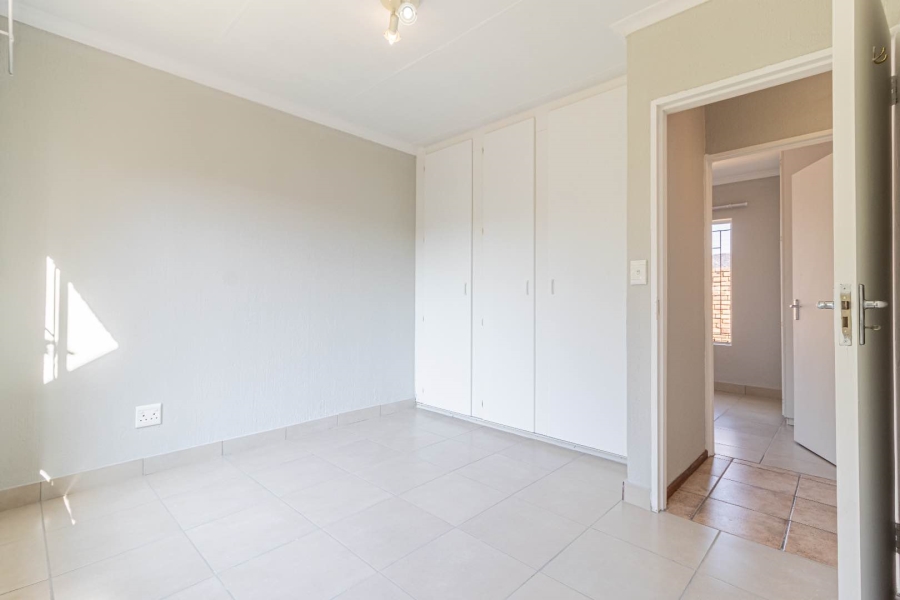 To Let 2 Bedroom Property for Rent in Wilgeheuwel Gauteng