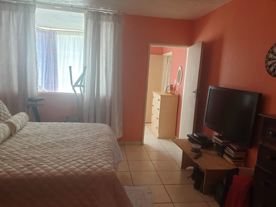 To Let 2 Bedroom Property for Rent in Silverton Gauteng