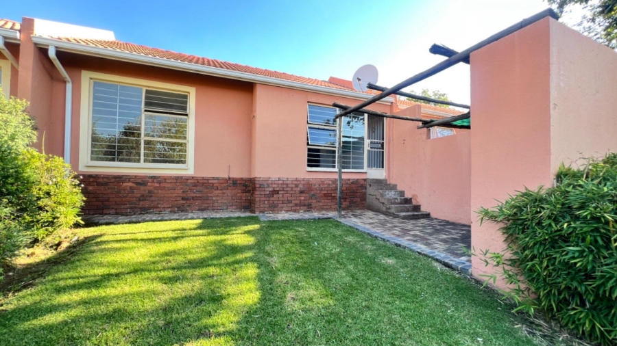 2 Bedroom Property for Sale in Alan Manor Gauteng