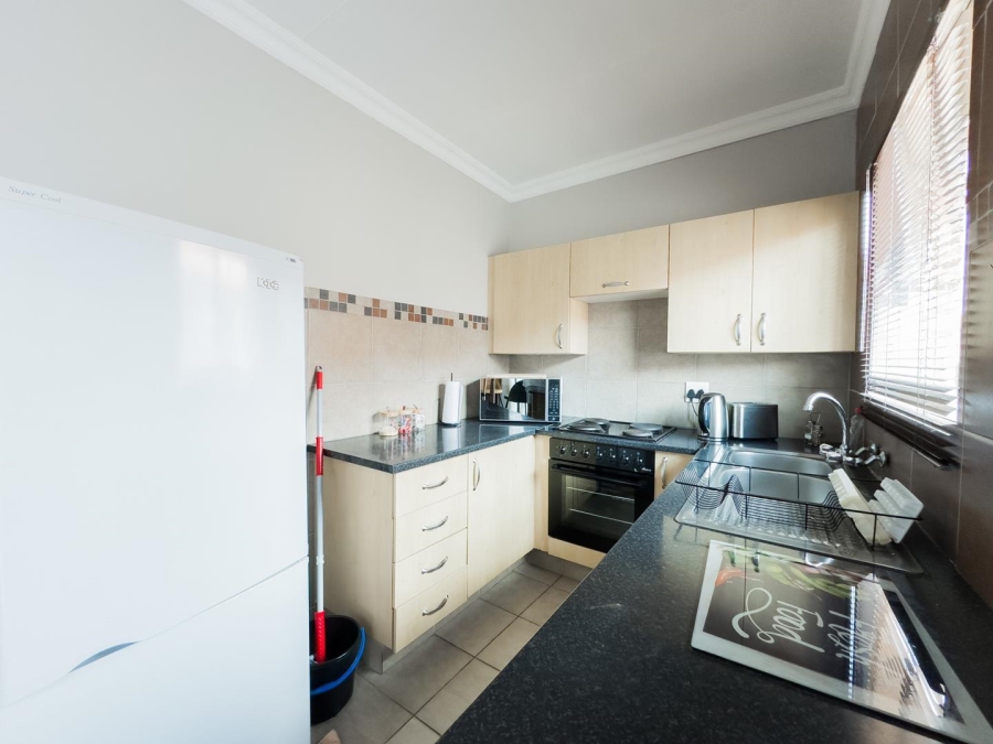 To Let 1 Bedroom Property for Rent in Wapadrand Gauteng
