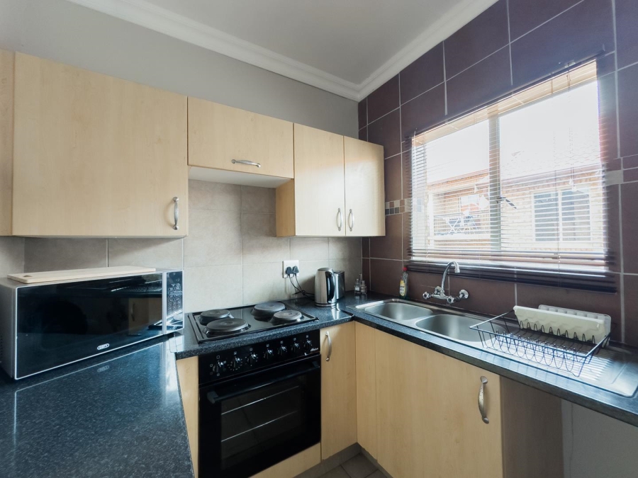 To Let 1 Bedroom Property for Rent in Wapadrand Gauteng
