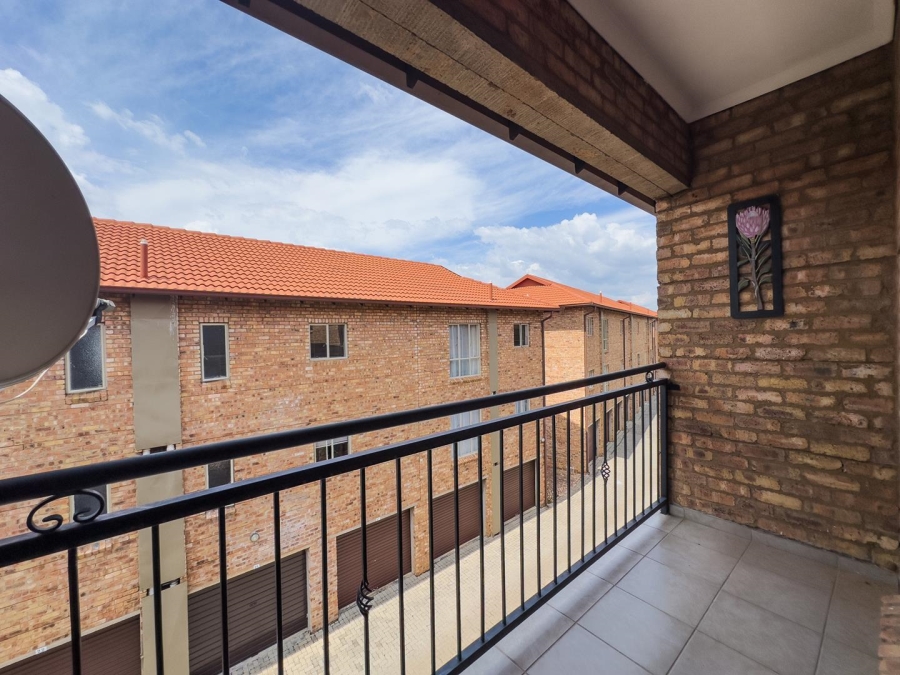To Let 1 Bedroom Property for Rent in Wapadrand Gauteng