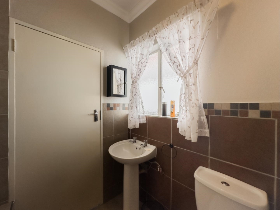 To Let 1 Bedroom Property for Rent in Wapadrand Gauteng