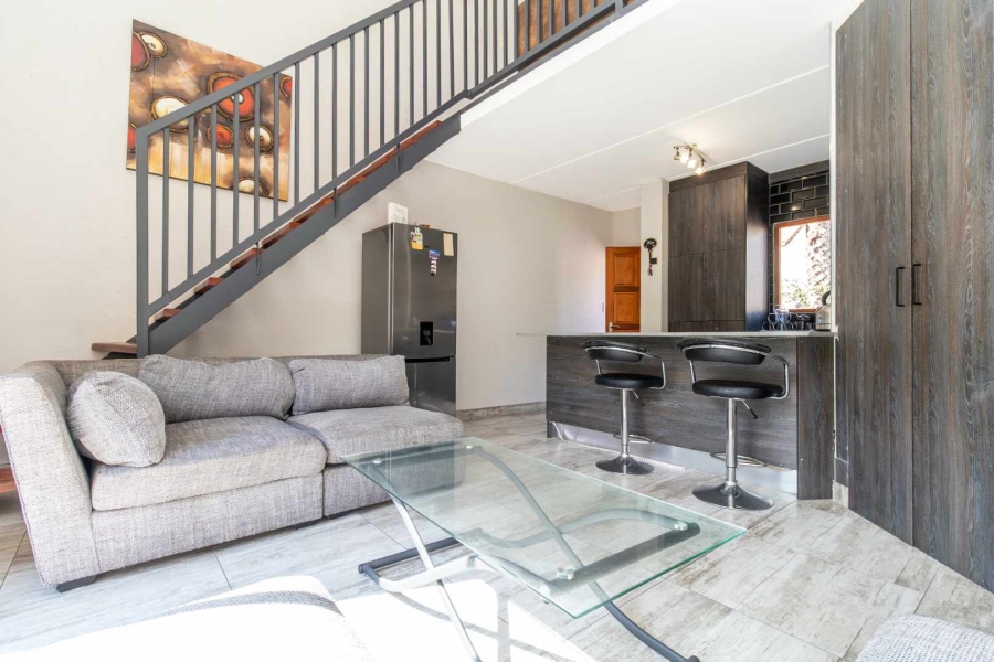 2 Bedroom Property for Sale in Bromhof Gauteng