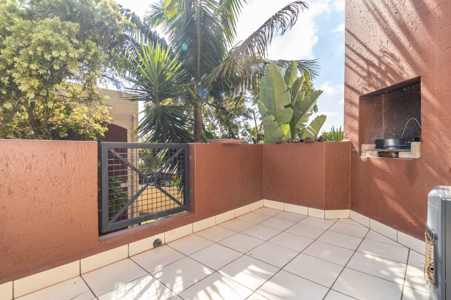 2 Bedroom Property for Sale in Bromhof Gauteng