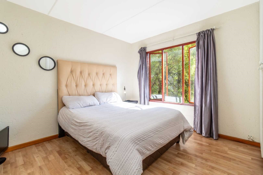 2 Bedroom Property for Sale in Bromhof Gauteng