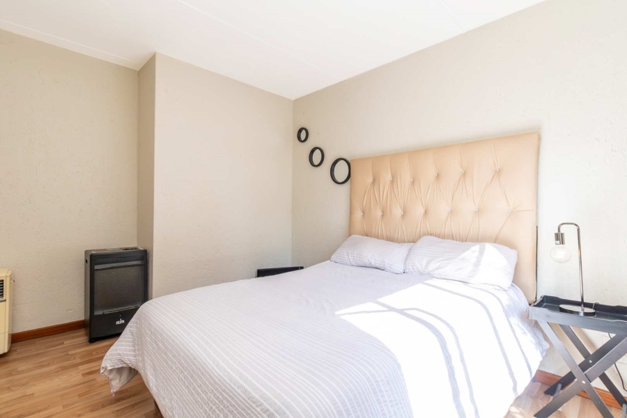 2 Bedroom Property for Sale in Bromhof Gauteng