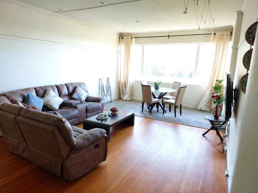 To Let 2 Bedroom Property for Rent in Illovo Gauteng