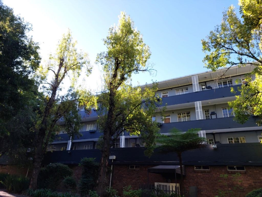 To Let 2 Bedroom Property for Rent in Illovo Gauteng