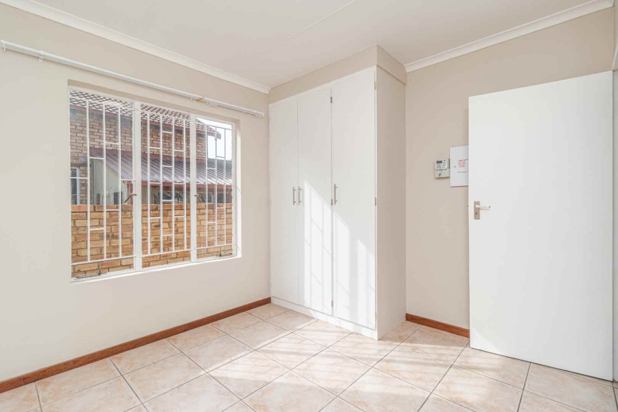 To Let 3 Bedroom Property for Rent in Wilgeheuwel Gauteng