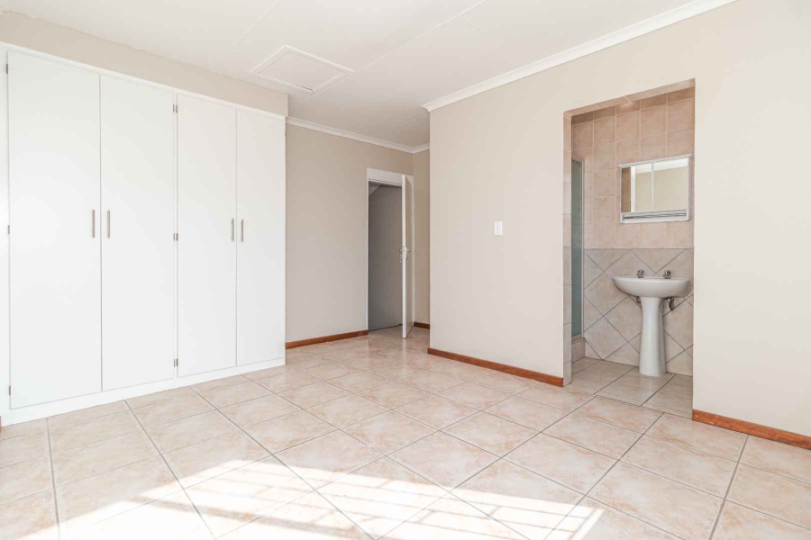 To Let 3 Bedroom Property for Rent in Wilgeheuwel Gauteng