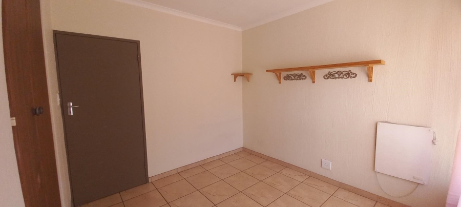 3 Bedroom Property for Sale in Elardus Park Gauteng
