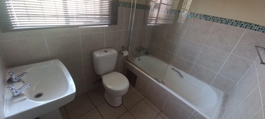 3 Bedroom Property for Sale in Elardus Park Gauteng
