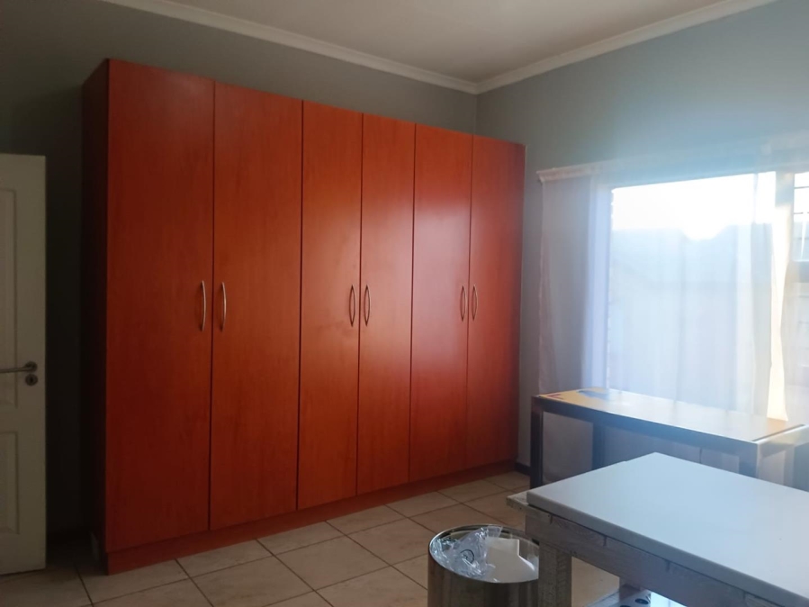 3 Bedroom Property for Sale in New Redruth Gauteng