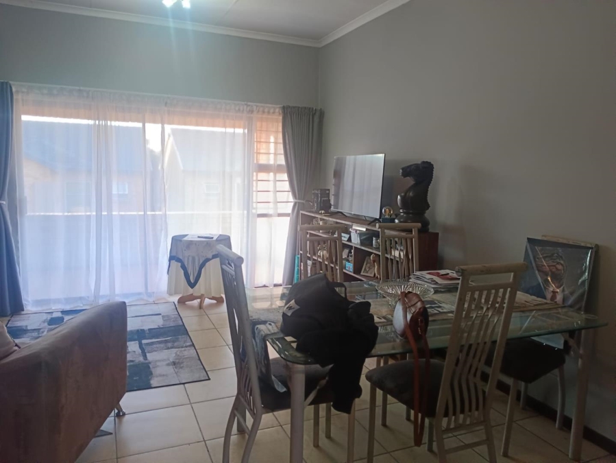 3 Bedroom Property for Sale in New Redruth Gauteng