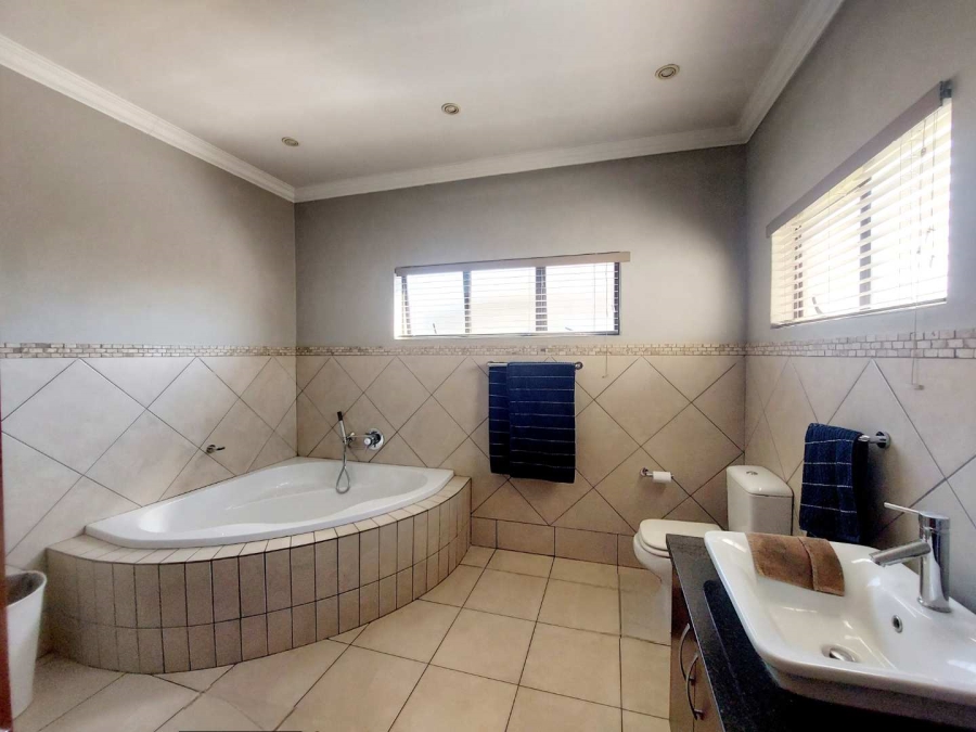 To Let 3 Bedroom Property for Rent in Montana Gauteng