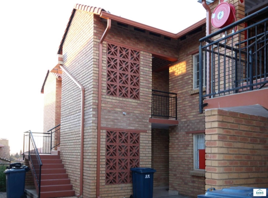To Let 2 Bedroom Property for Rent in Olympus Gauteng