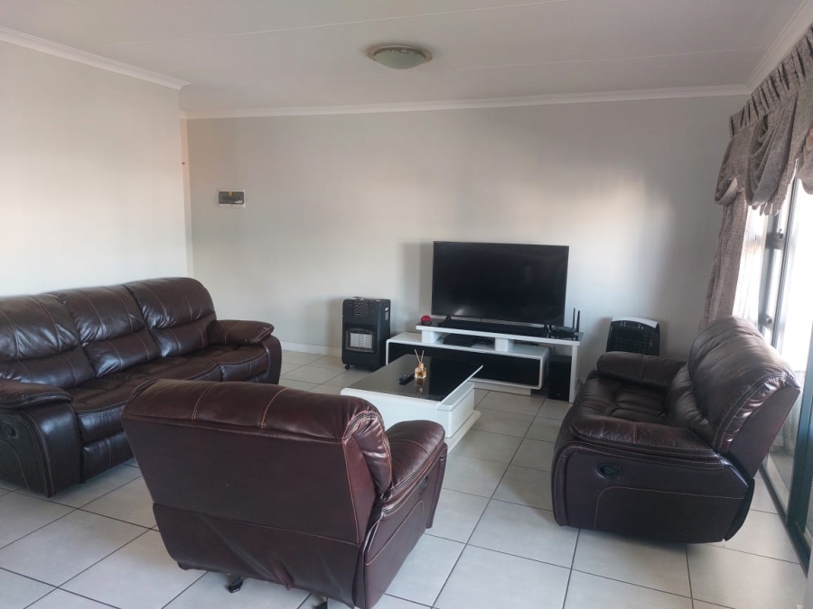 To Let 2 Bedroom Property for Rent in Greencreek Lifestyle Estate Gauteng