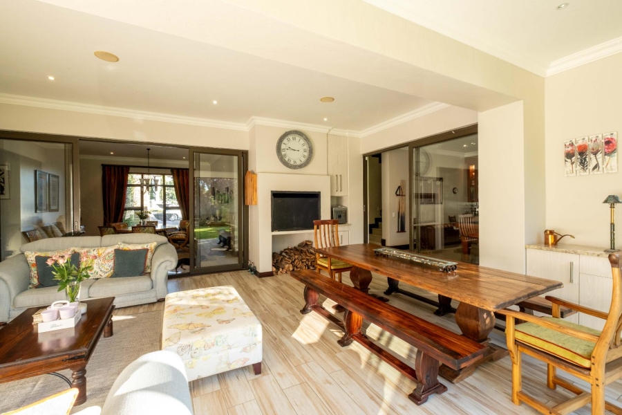 5 Bedroom Property for Sale in Bryanston Gauteng