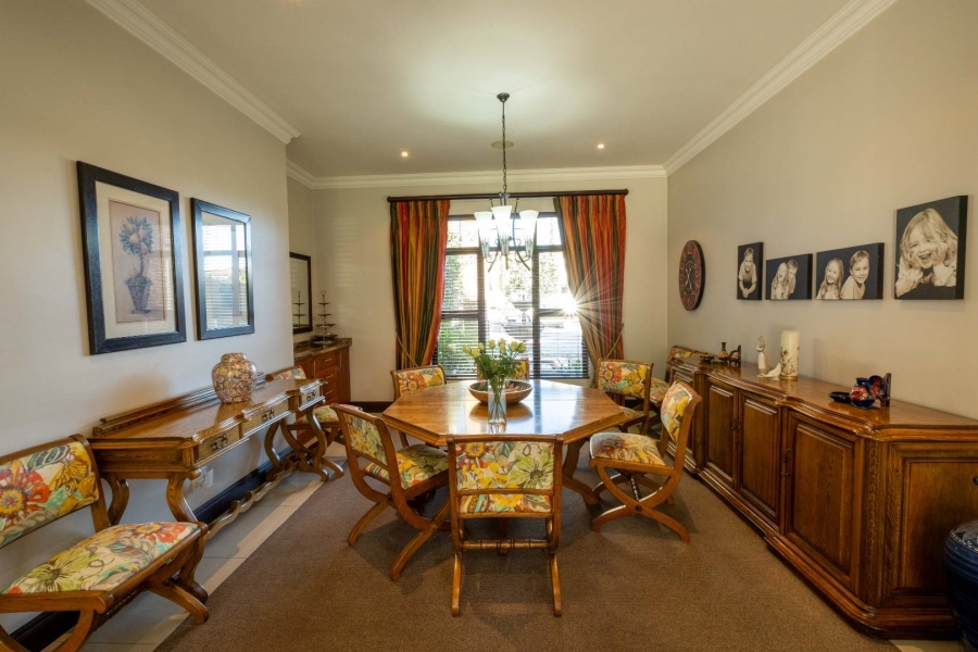 5 Bedroom Property for Sale in Bryanston Gauteng