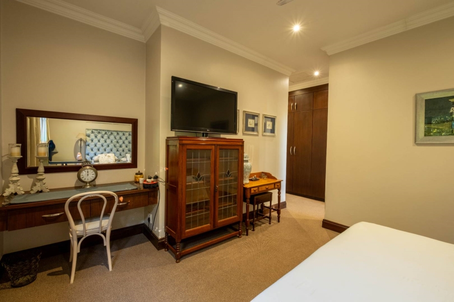 5 Bedroom Property for Sale in Bryanston Gauteng