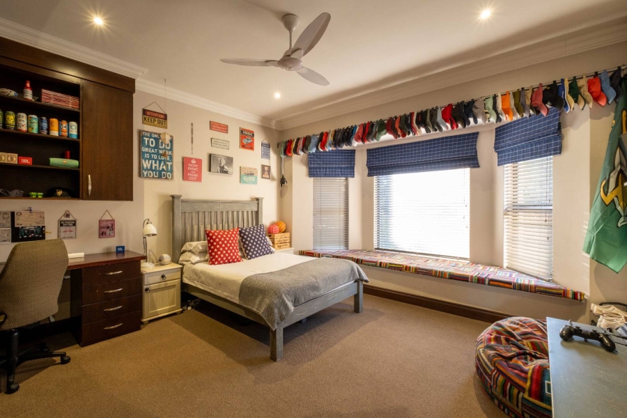 5 Bedroom Property for Sale in Bryanston Gauteng