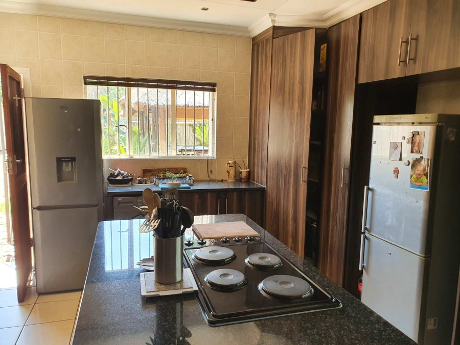3 Bedroom Property for Sale in Villieria Gauteng